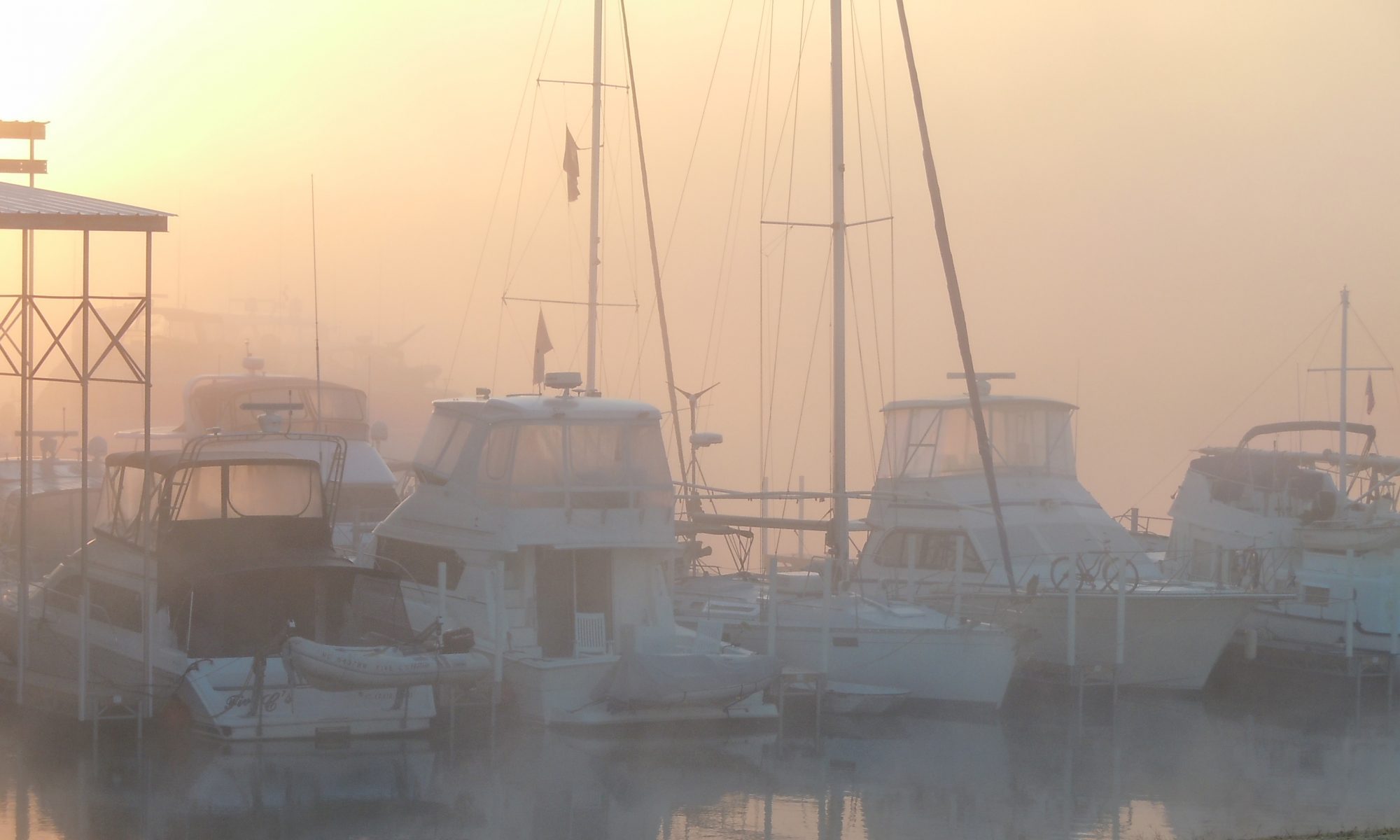 Kingfisher Bay Marina A great place to stay or just visit!